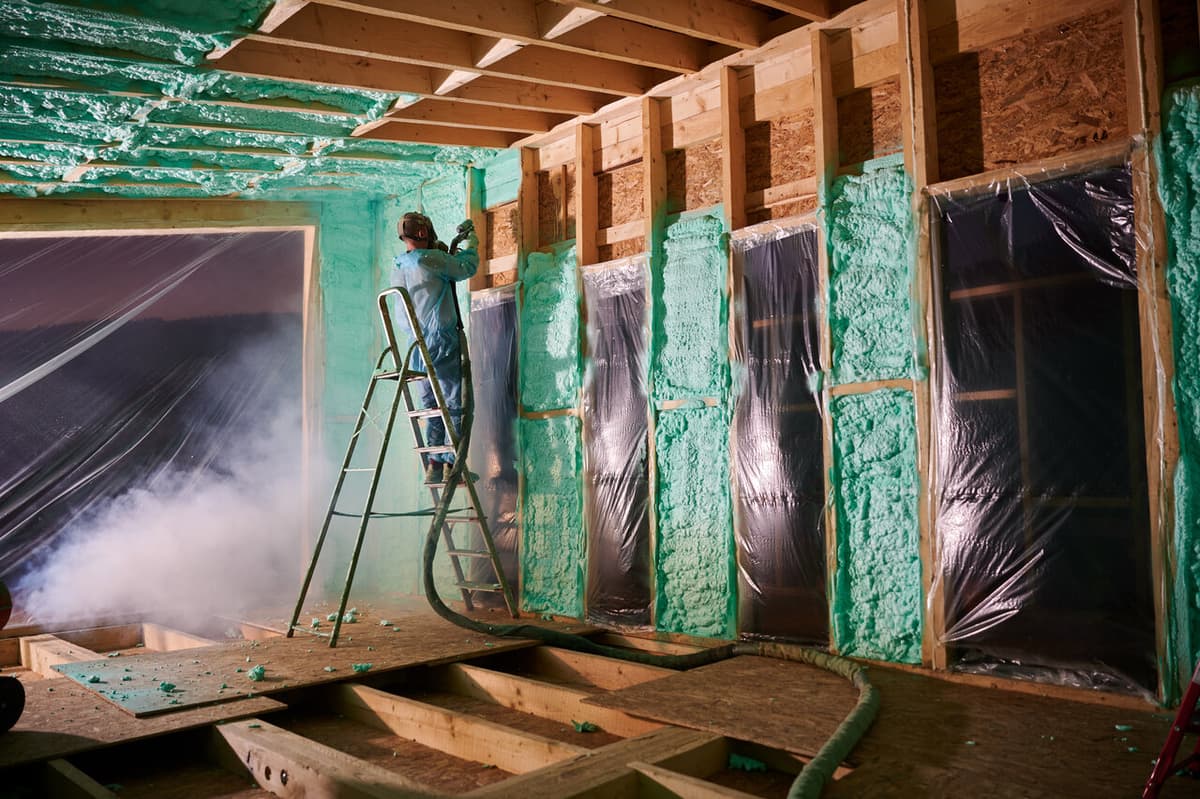 How Insulation Impacts Soundproofing: Acoustic Insulation Solutions