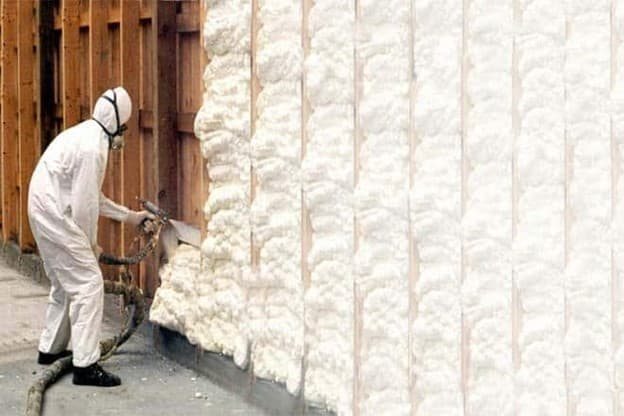 How Does A Spray Foam Insulation Contractor Help In Moisture Control