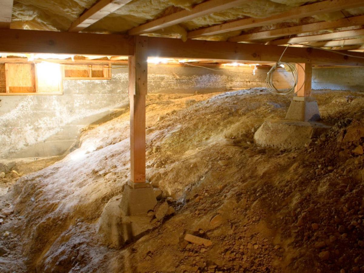 Why You Need Crawl Space Insulation in Lee’s Summit