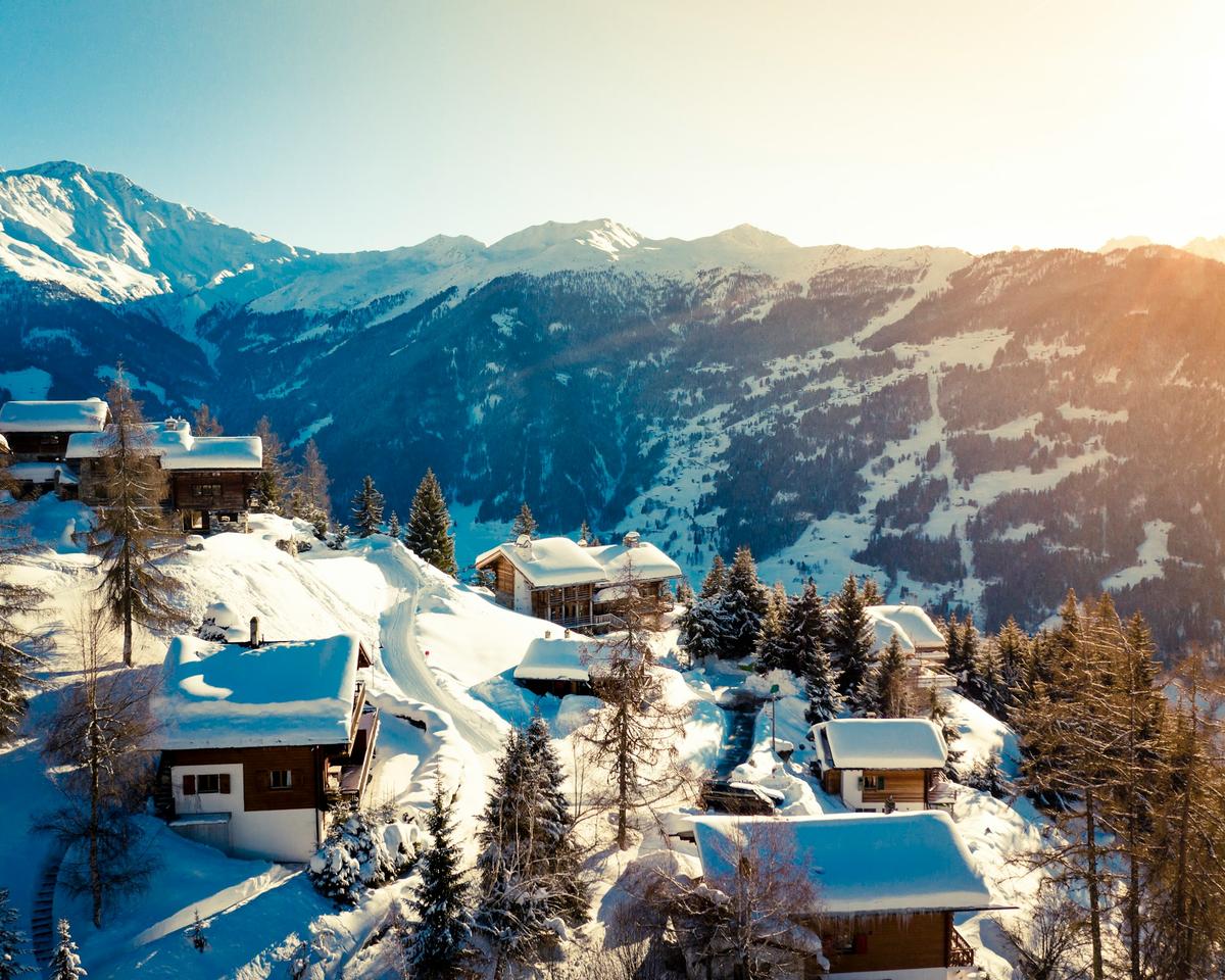 How Seasonal Temperature Changes Affect Your Home’s Insulation Needs