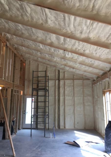 Lee’s Summit’s Spray Foam Insulation Guide For Homeowners