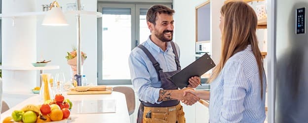 How Insulation and Air Sealing Contractors Identify and Fix Air Leaks