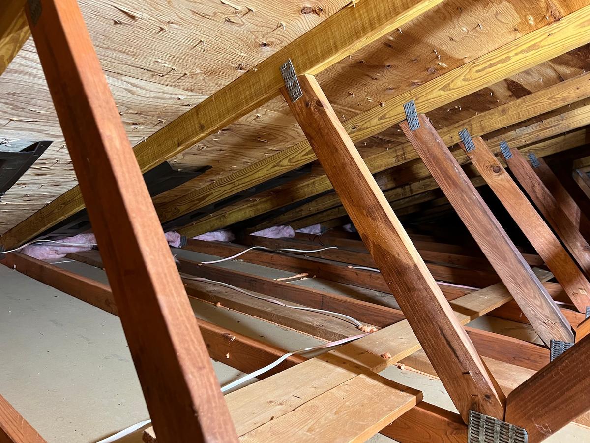Top Reasons Why You Should Remove Old Attic Insulation